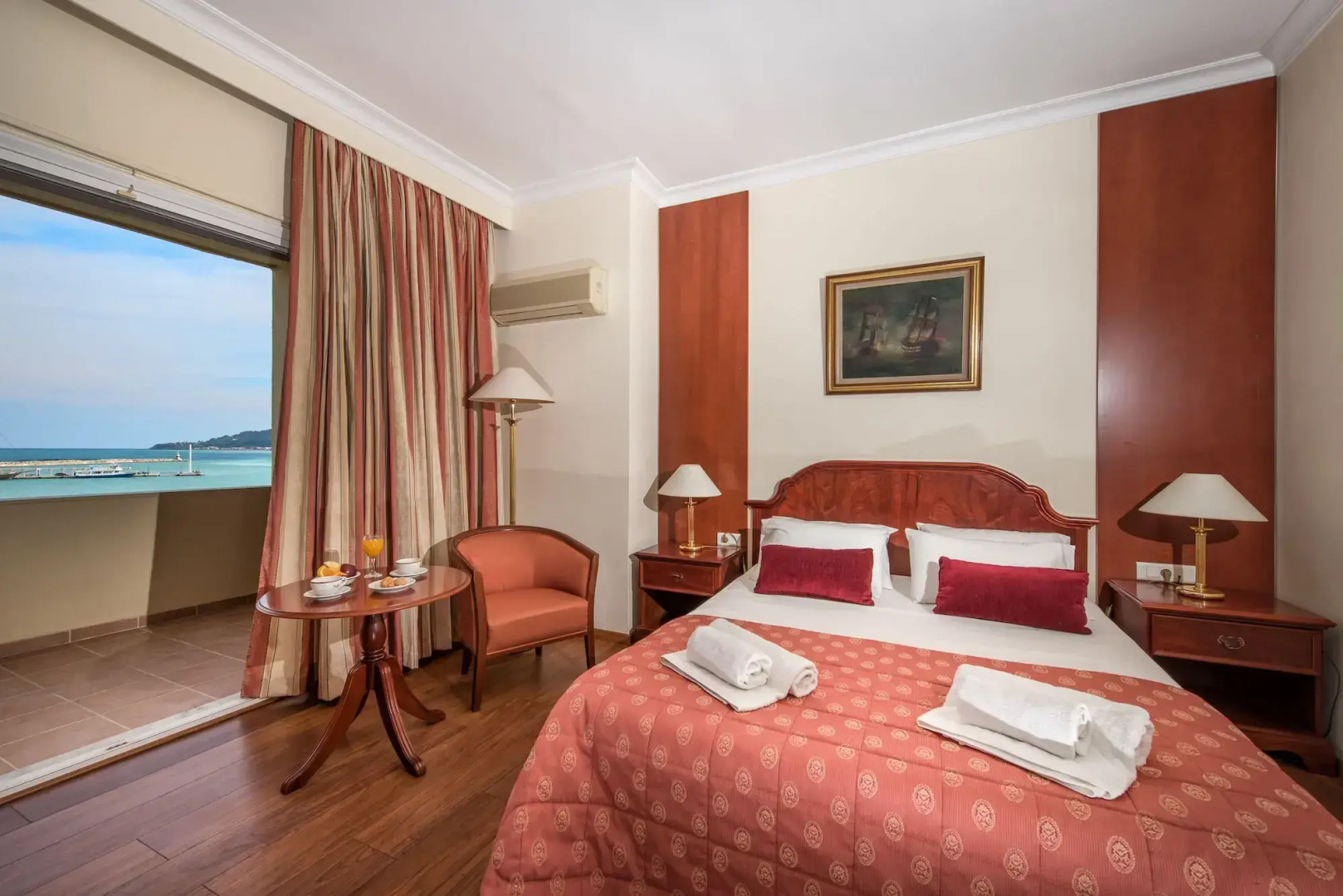 Photo - Strada Marina Hotel