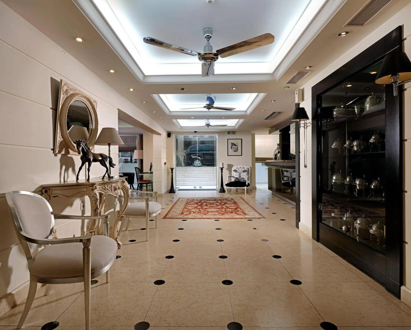 Foto - Best Western Plus Embassy Hotel