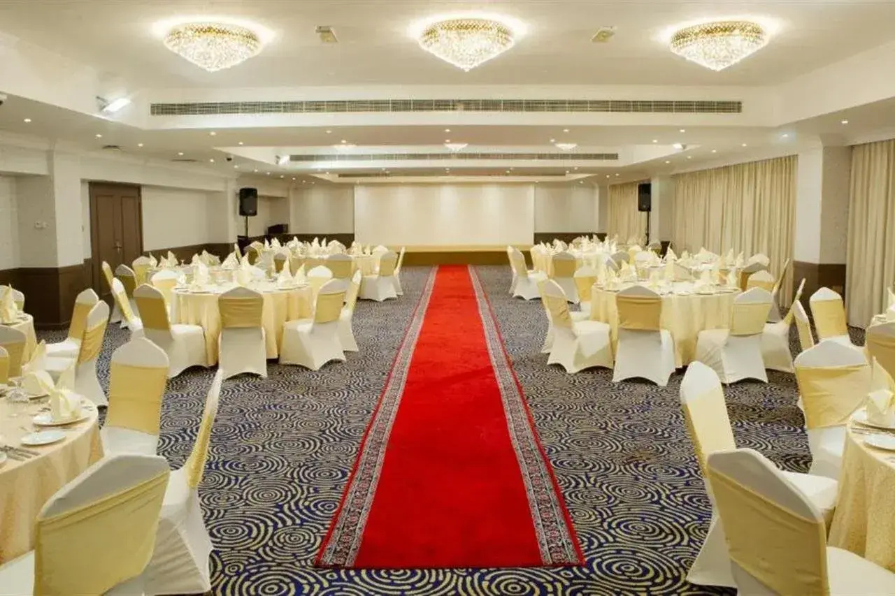 Photo - Carlton Tower Hotel
