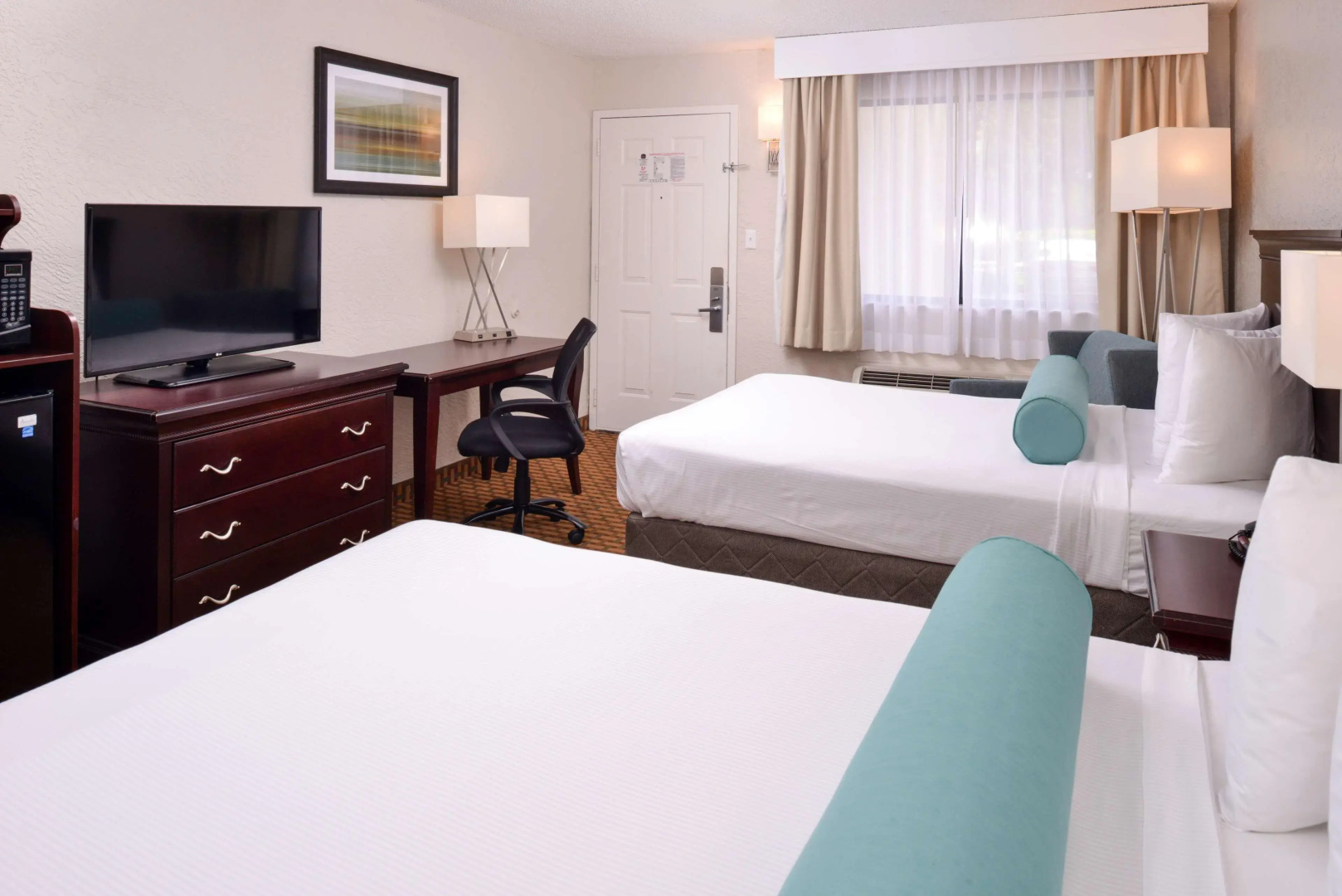 Photo - Mai Hana Hotel and Suites I Drive-Theme Parks