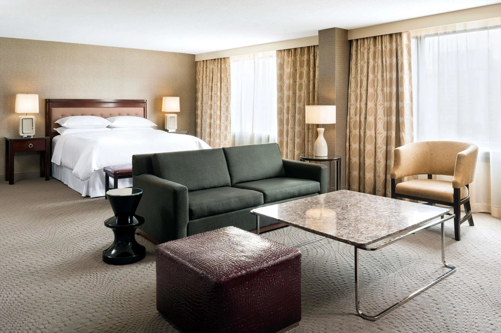 Photo - Sheraton Centre Toronto Hotel