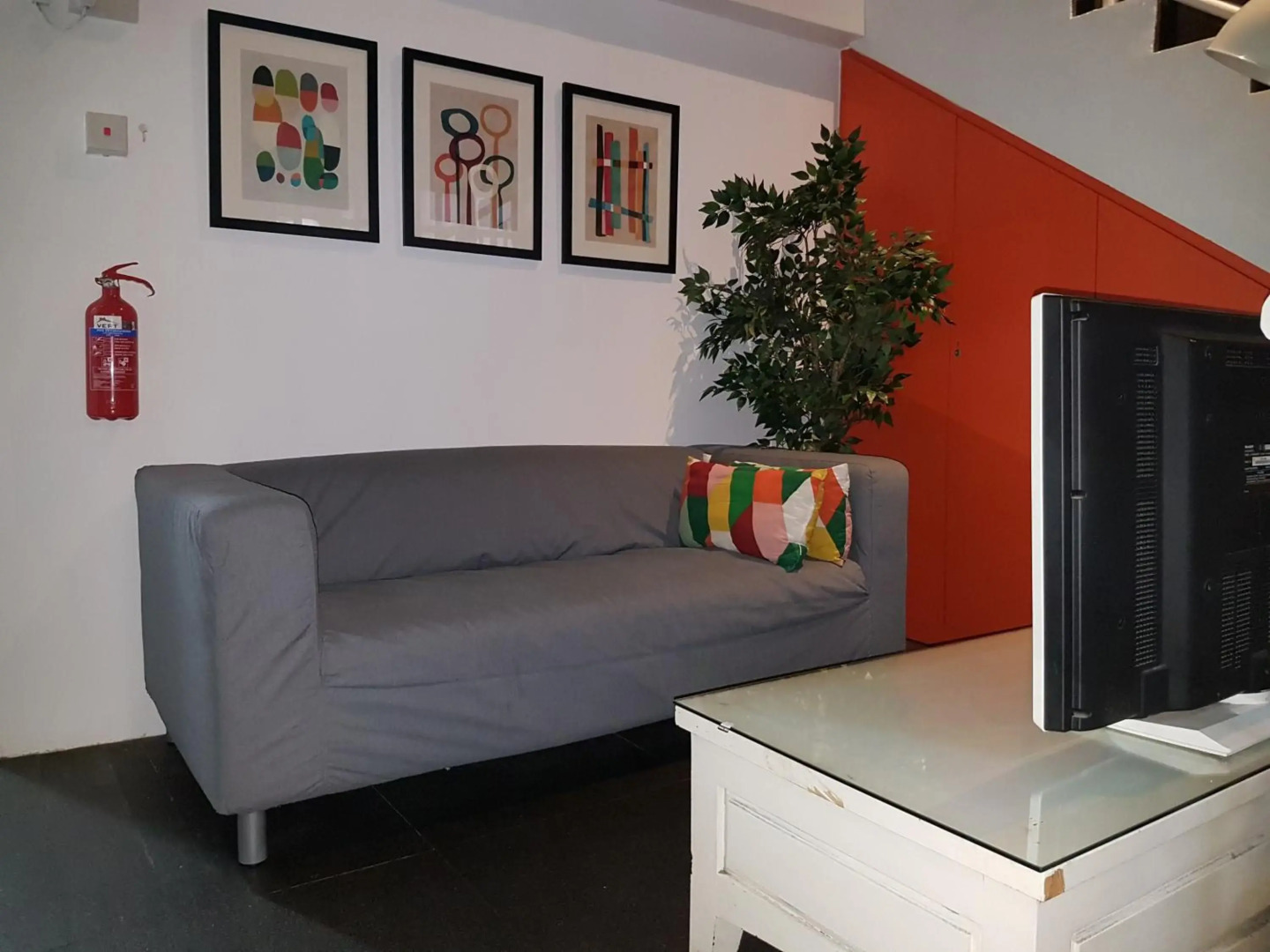 Photo - Royal Lodge @ Pagoda Street