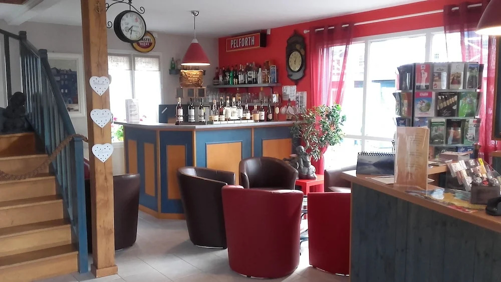 Foto - Contact hôtel - Hôtel Les Bleuets & SPA