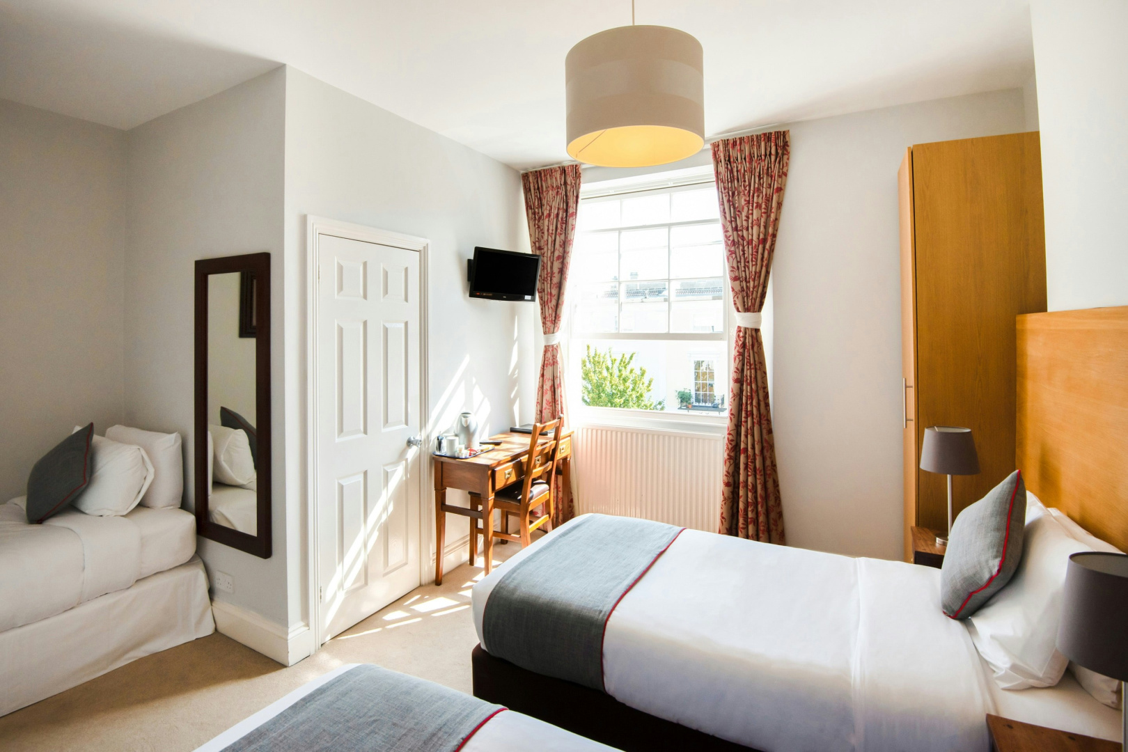 Photo - The Regency, Clifton Bristol by Belvilla