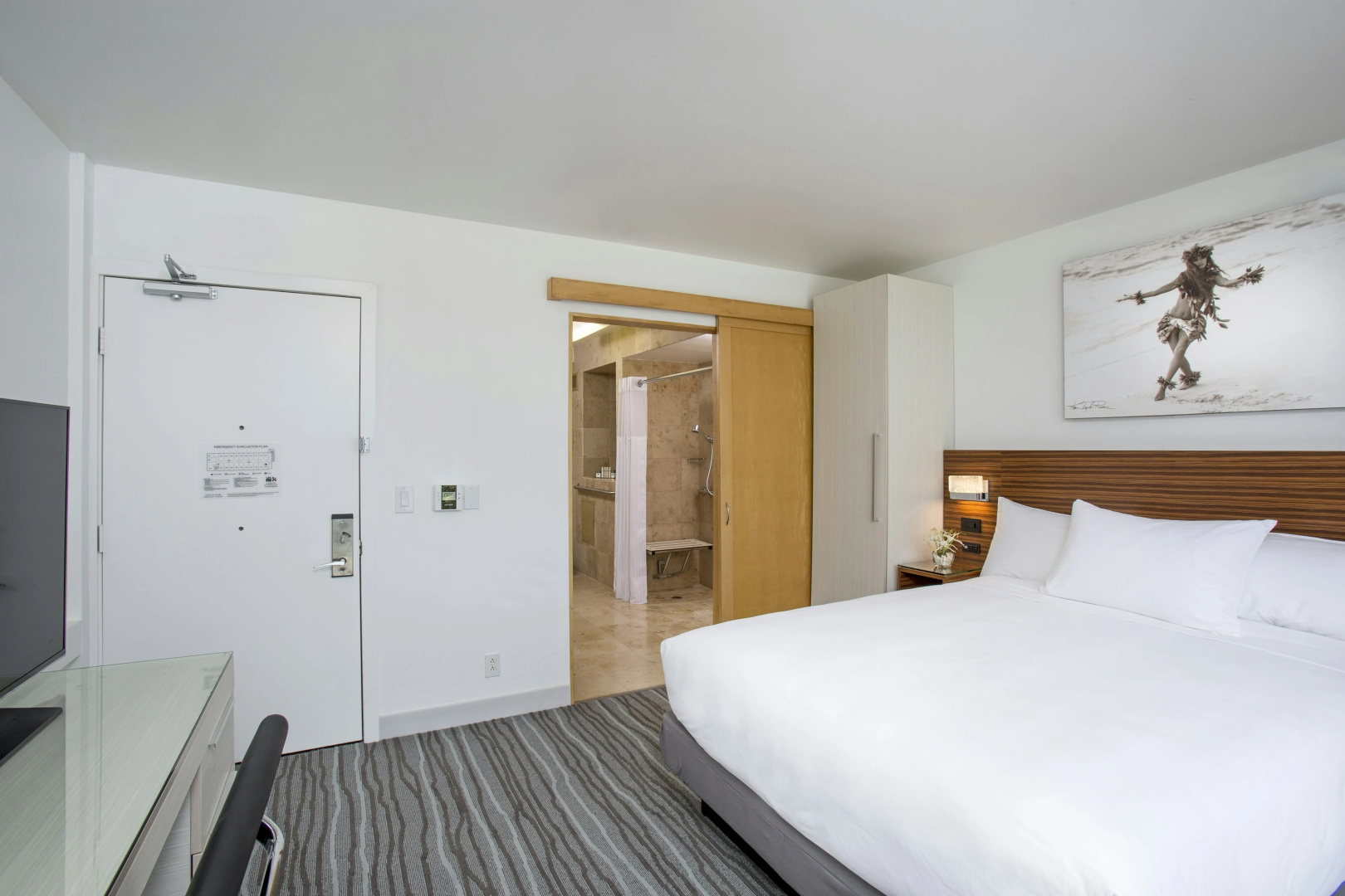 Photo - Grand Naniloa Hotel Hilo - a Doubletree by Hilton