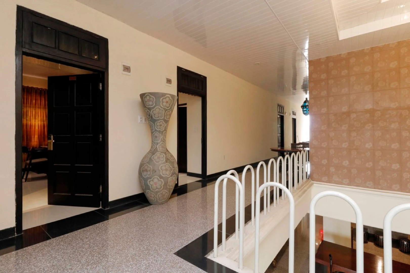 Foto - RedDoorz Plus near Halim Perdanakusuma 2