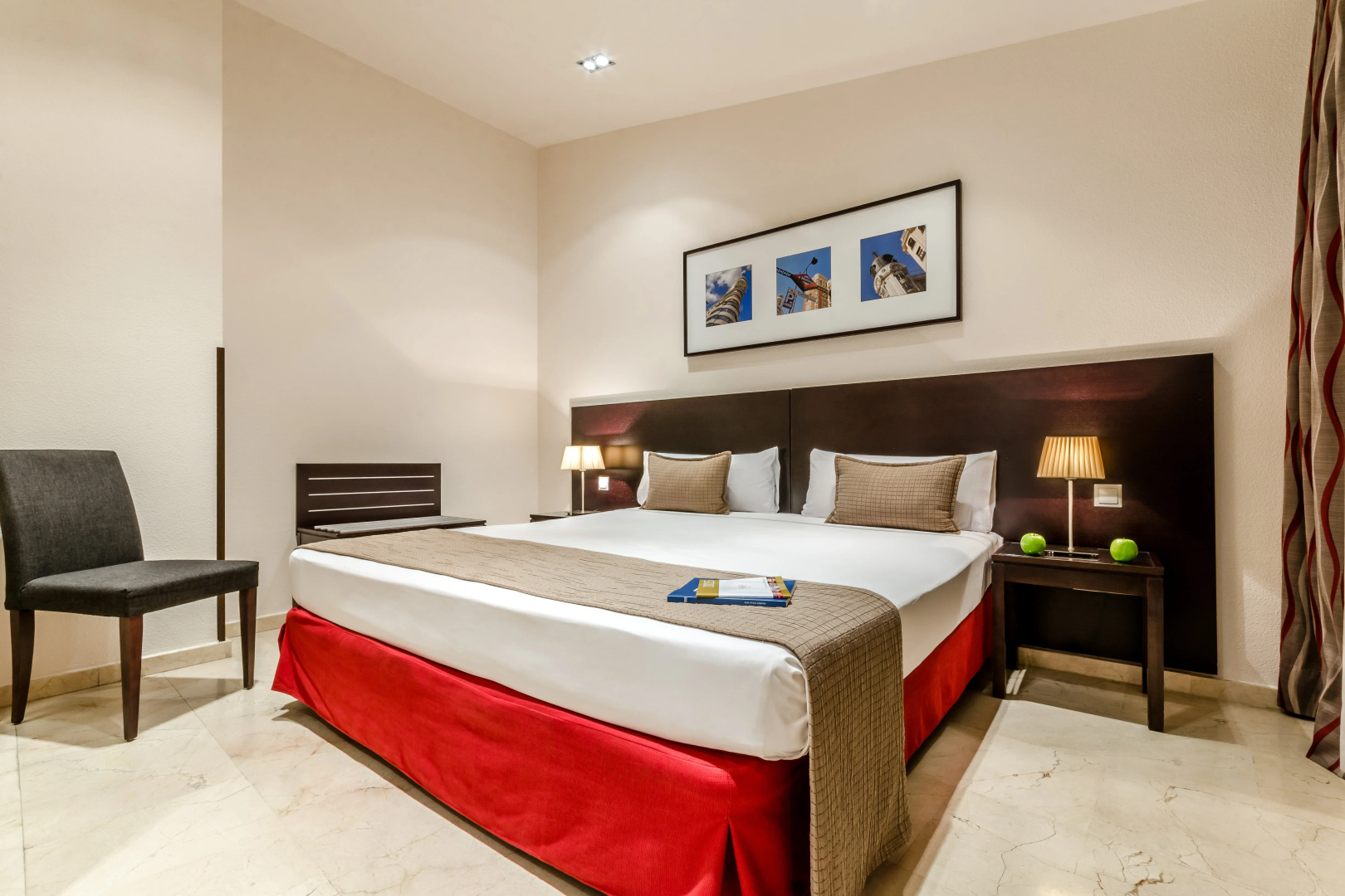 Photo - Hotel Exe Suites 33