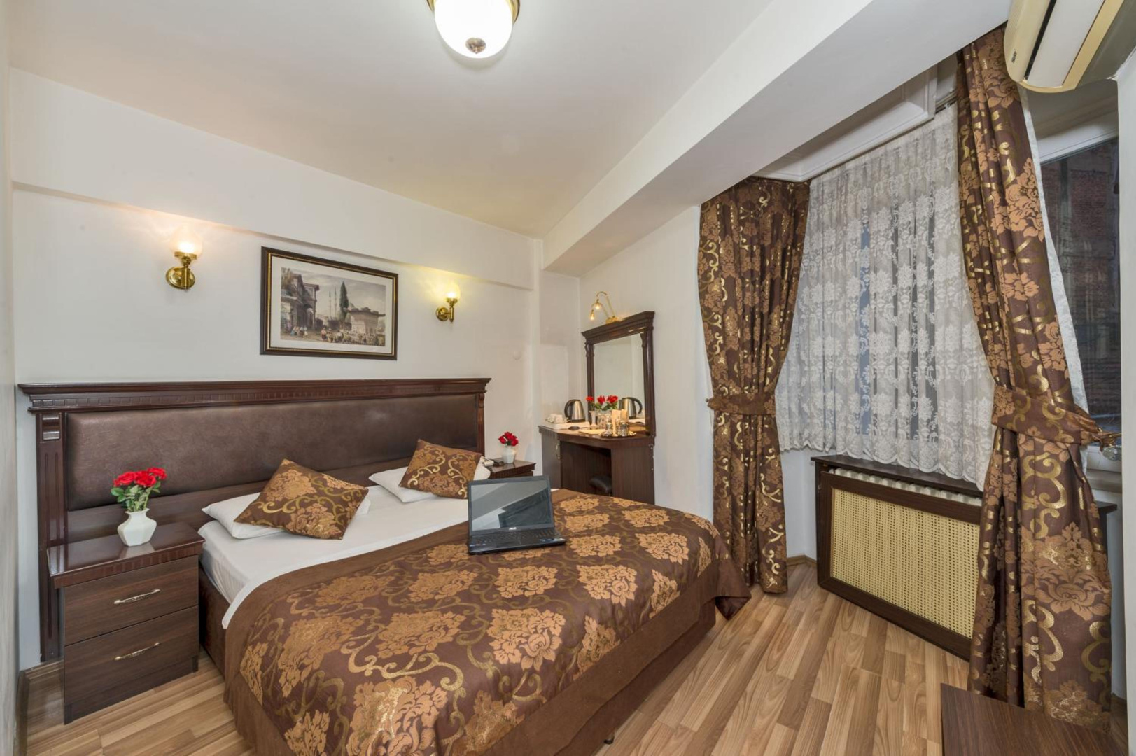 Foto - Kuran Hotel International