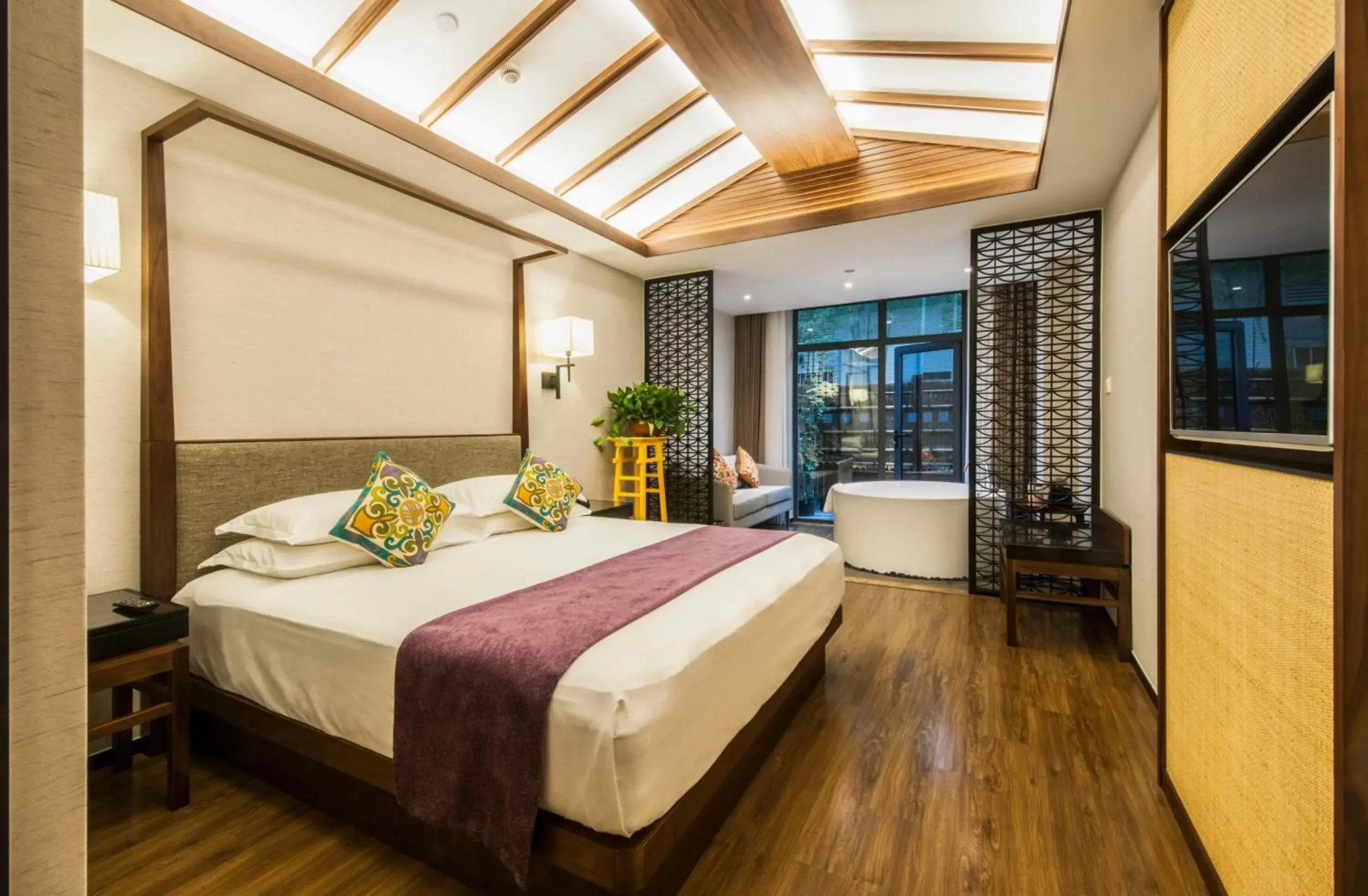 Photo - SSAW Boutique Shanghai South Xuhui RiYueGuang