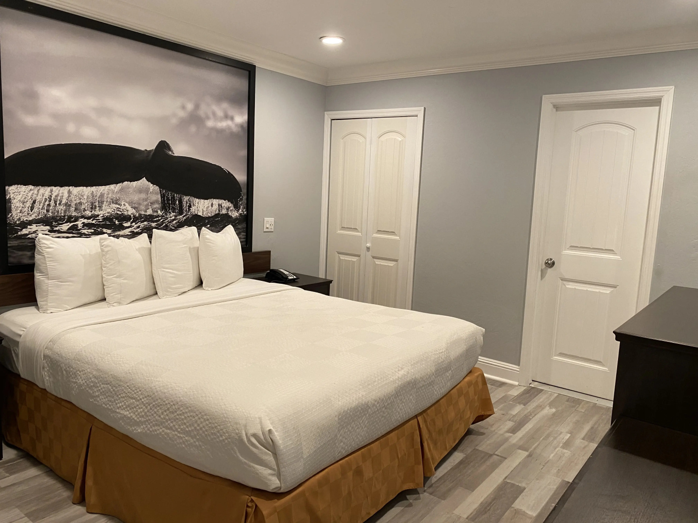 Photo - Aura Inn Monterey