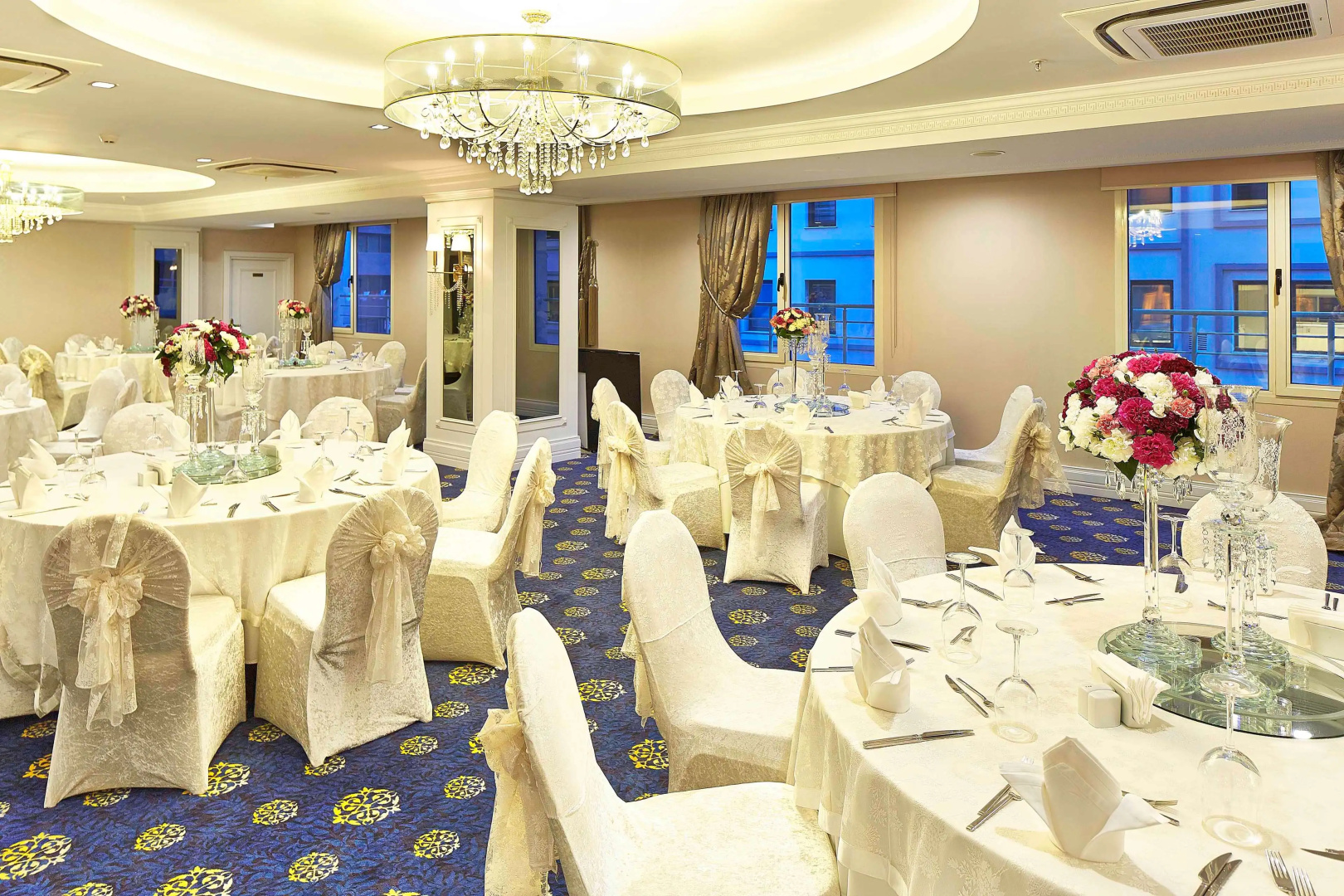Foto - Doubletree By Hilton Hotel Izmir - Alsancak