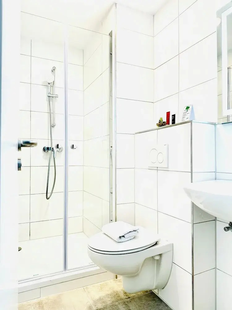 Foto - Arthotel Ambassador Wiesbaden - FREE PARKING