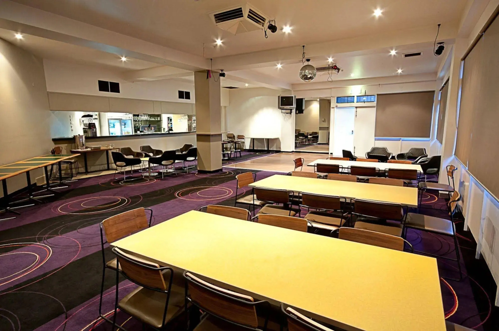 Foto - Nightcap at Glengala Hotel