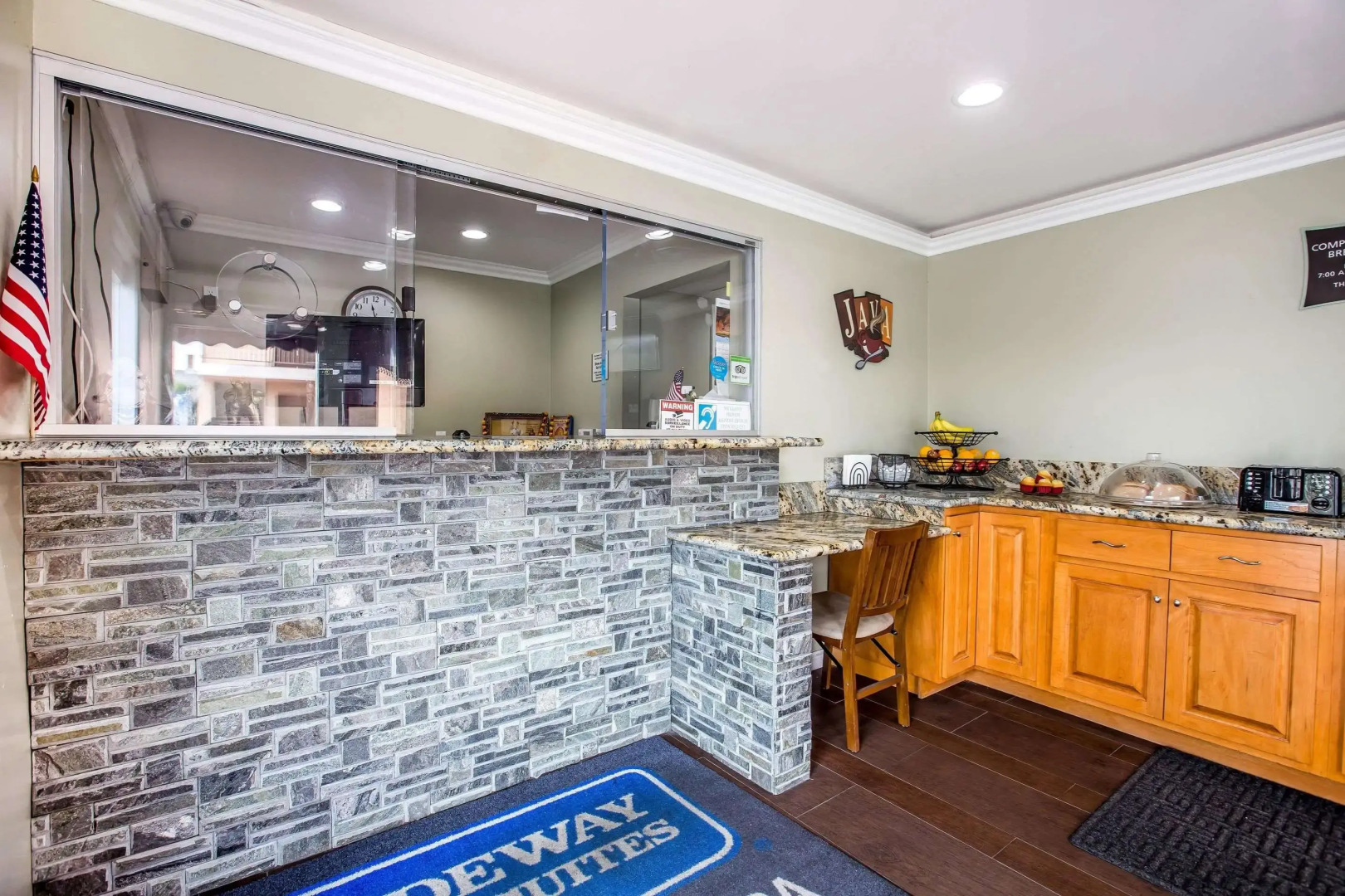 Photo - Rodeway Inn & Suites Bellflower