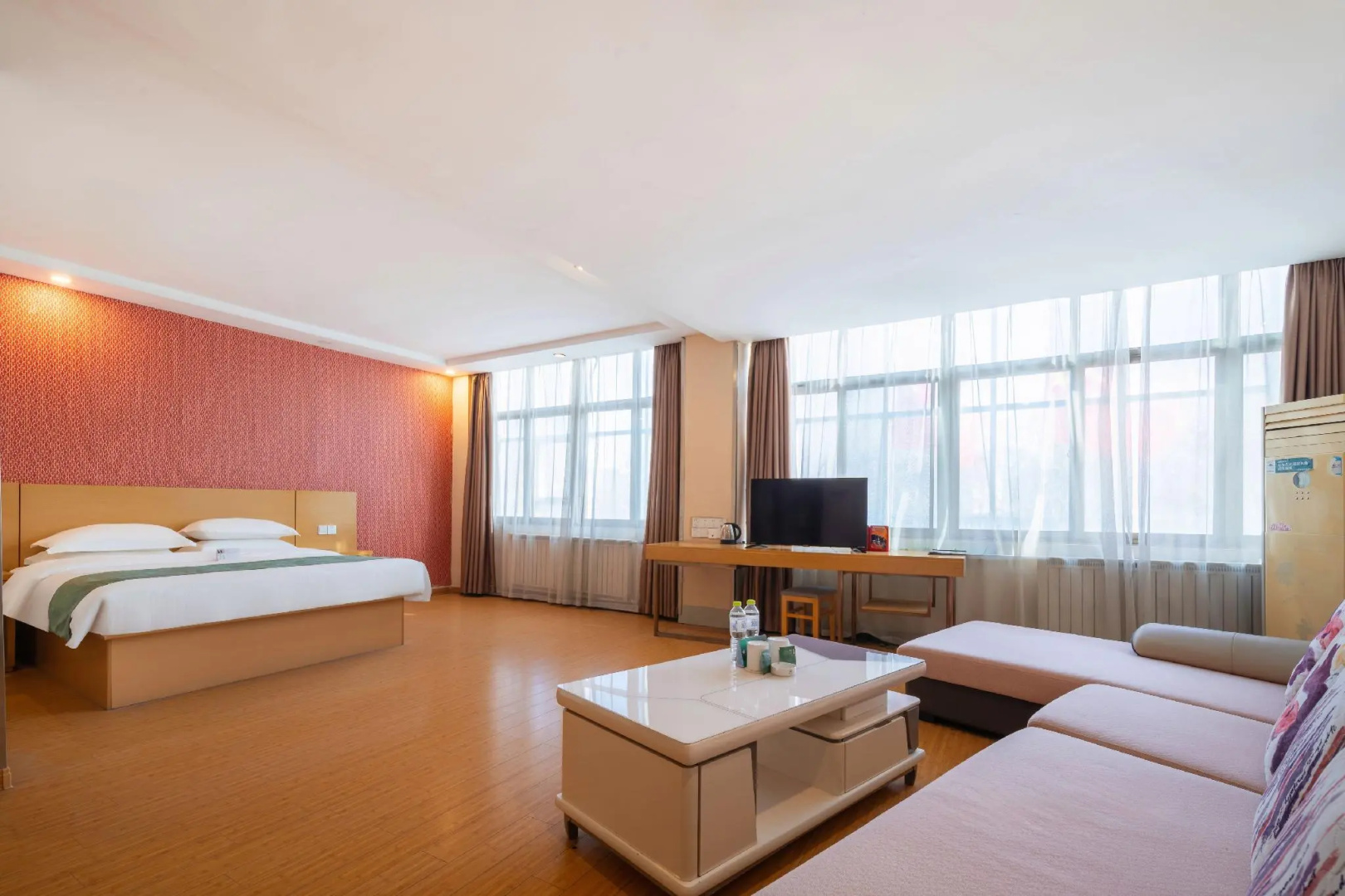 GreenTree Inn Shandong Linyi Yishui County Angel Garden Express Hotel