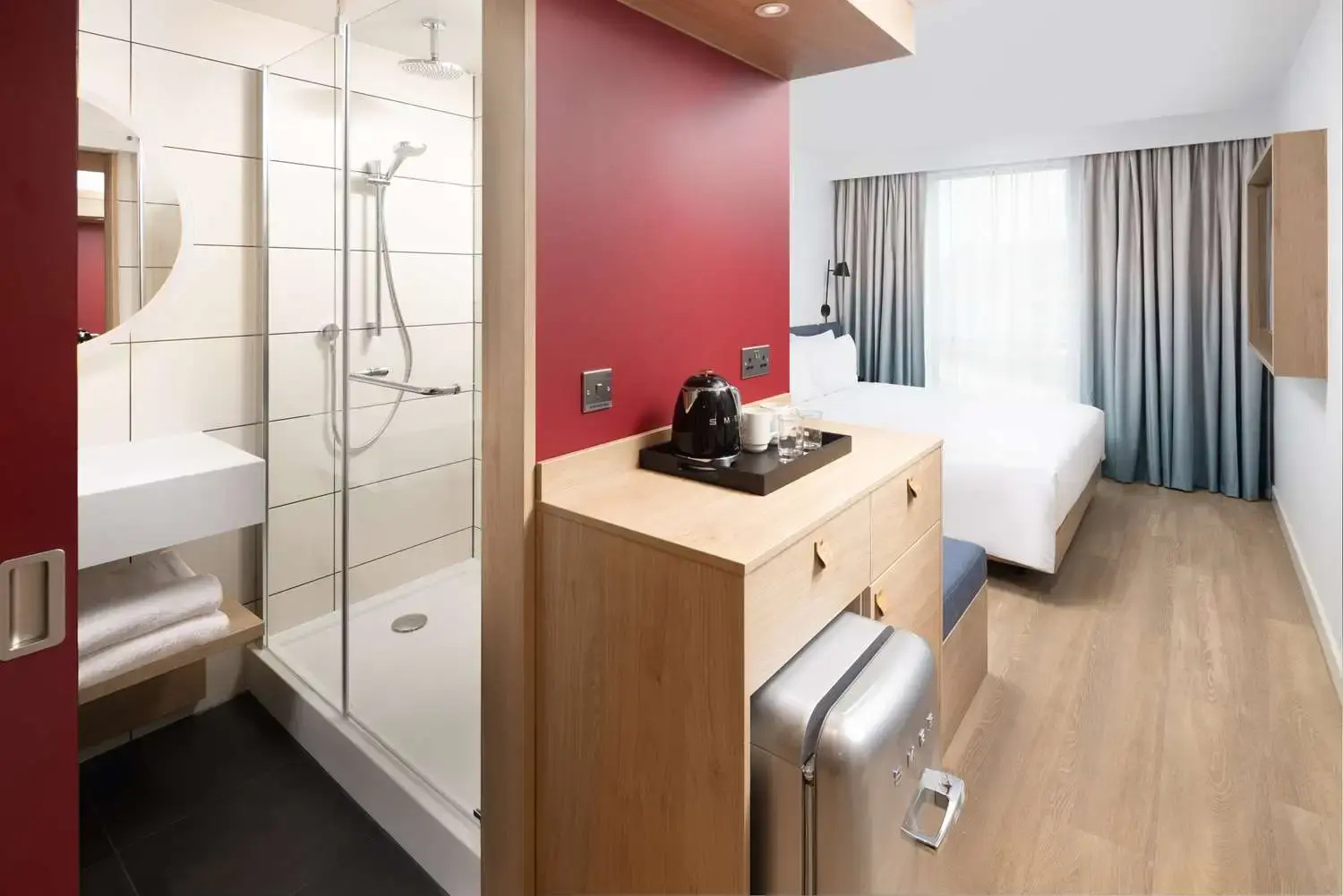 Photo - Hampton By Hilton Rochdale
