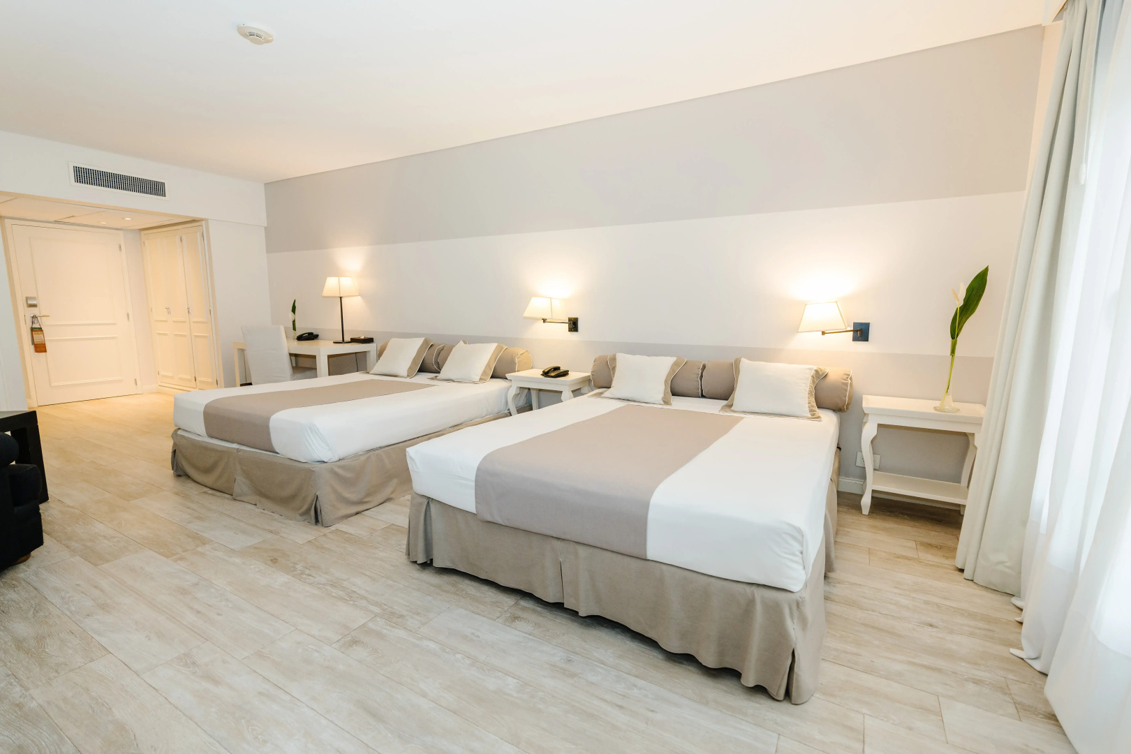 Photo - Loi Suites Recoleta Hotel
