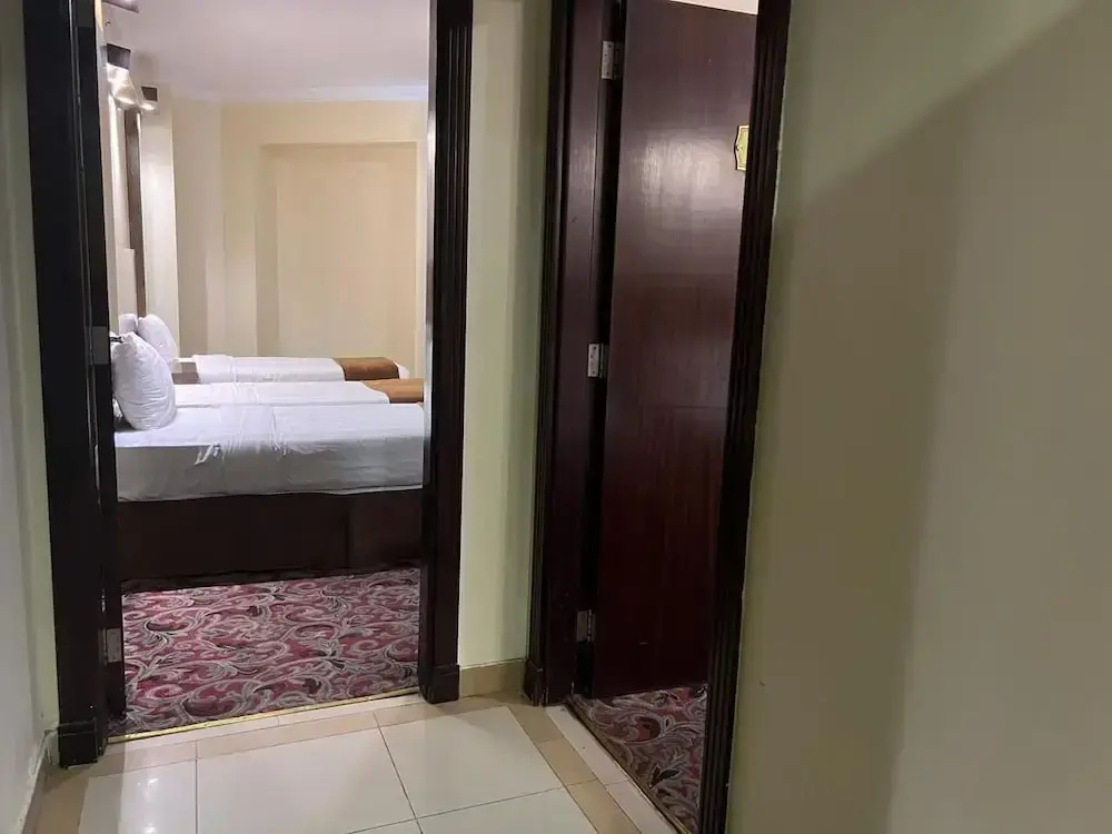 Photo - Sky View Hotel, Madinah