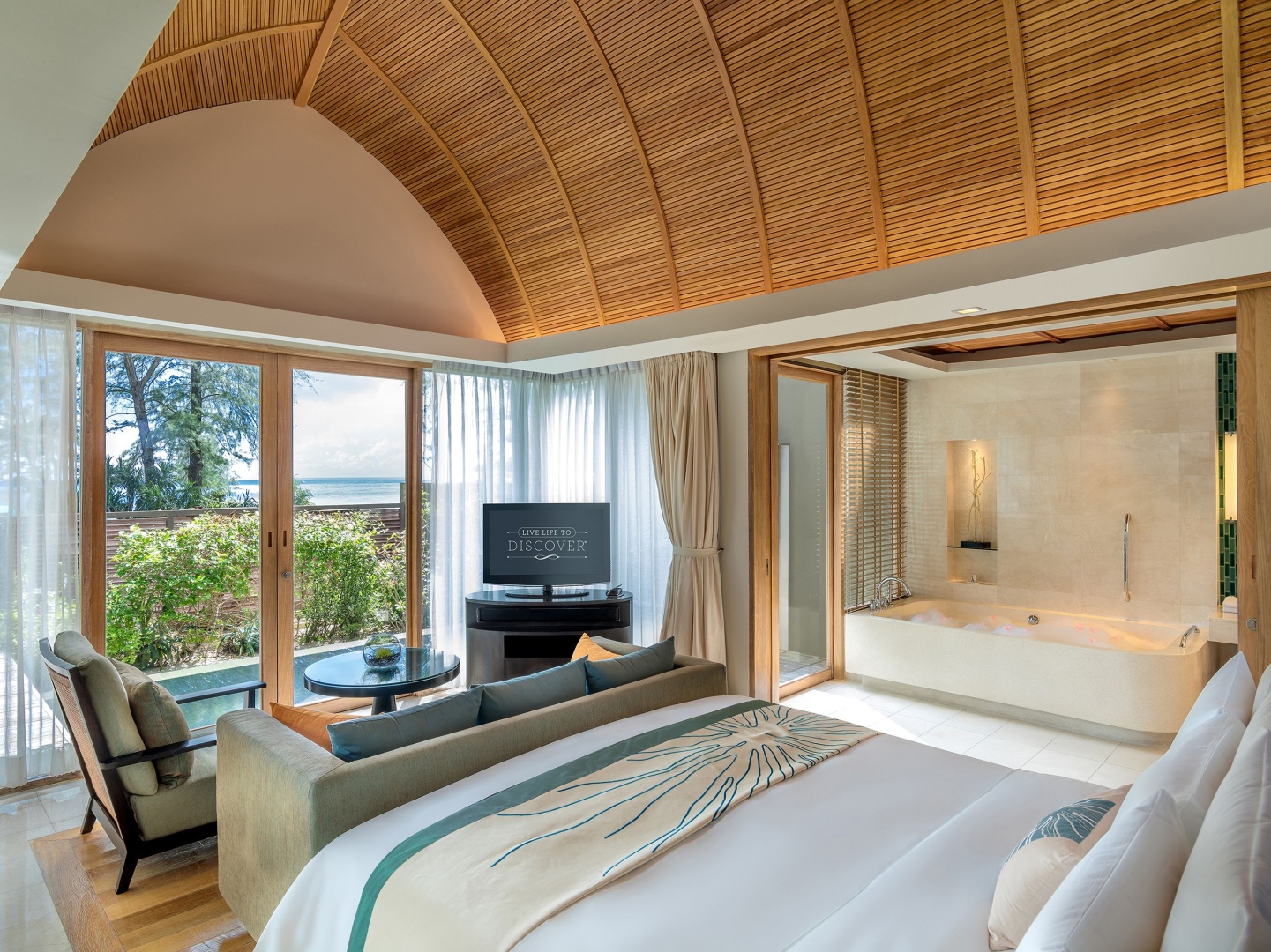 Photo - Renaissance Phuket Resort & Spa