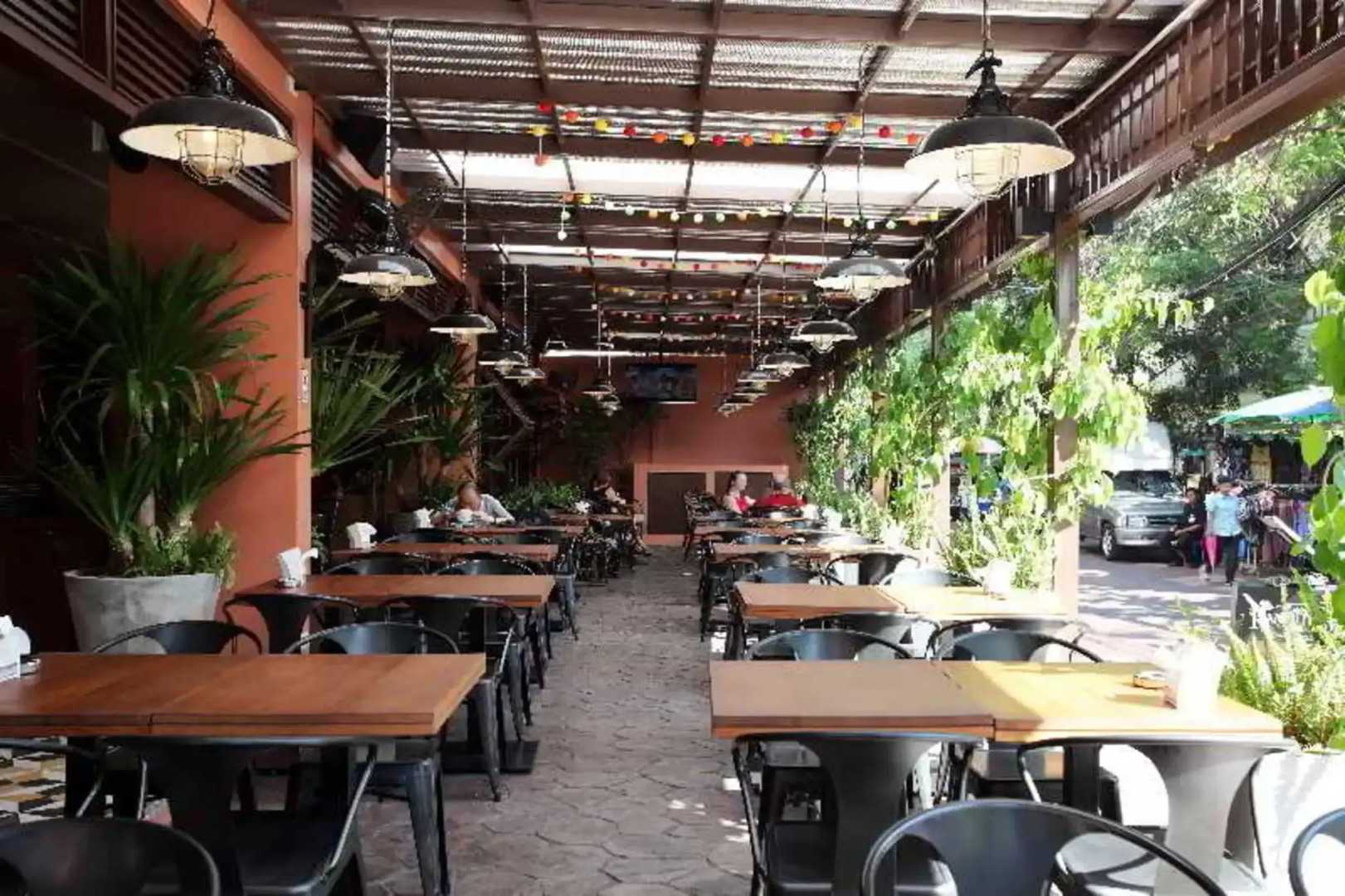 Photo - Rambuttri Village Plaza