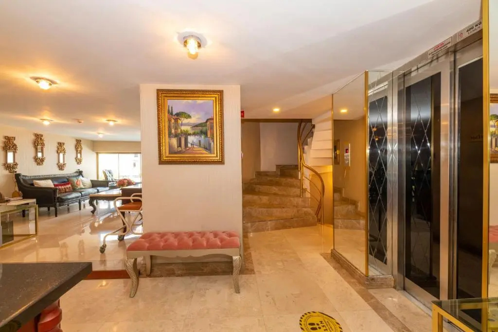 Photo - Escardin Hotel