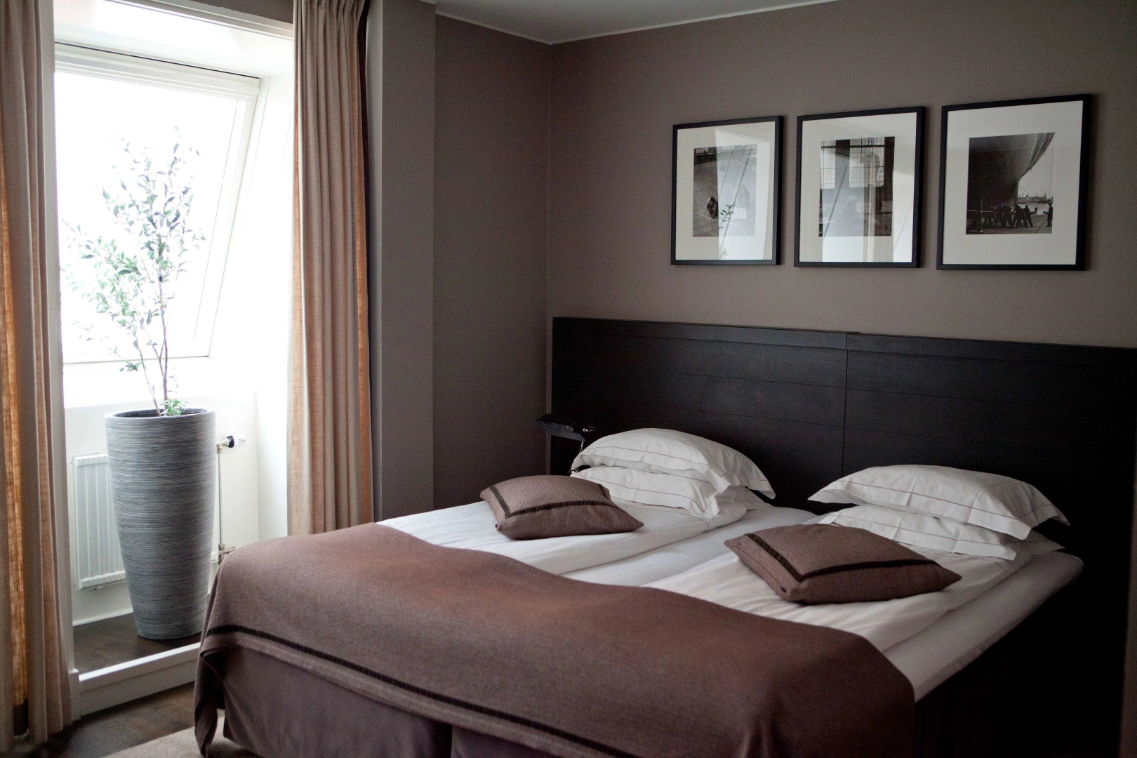Photo - Dialog Hotel Villan