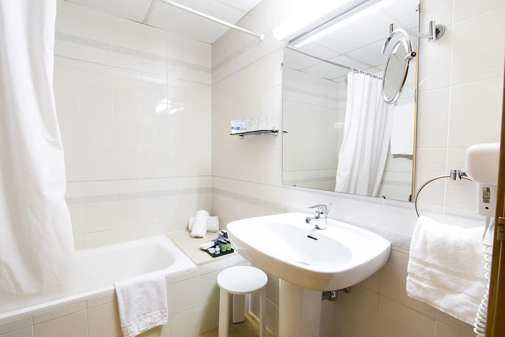 Photo - Hotel Sant Gothard by Nexta