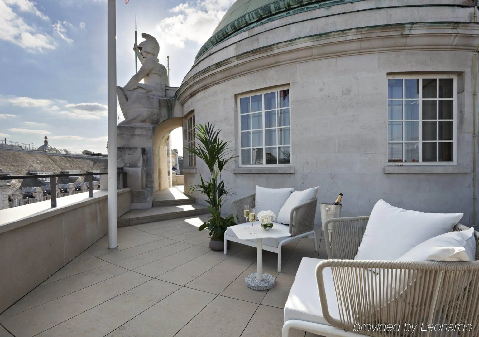 Photo - Hotel Cafe Royal