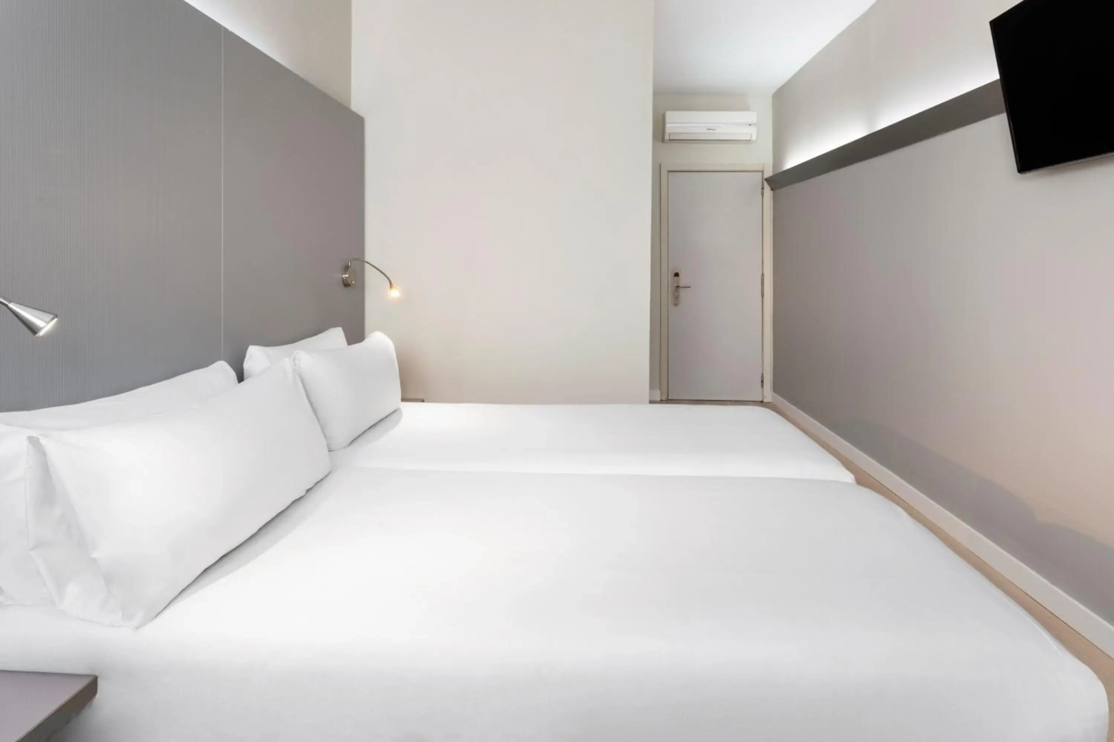 Foto - B&B HOTEL Barcelona Mollet