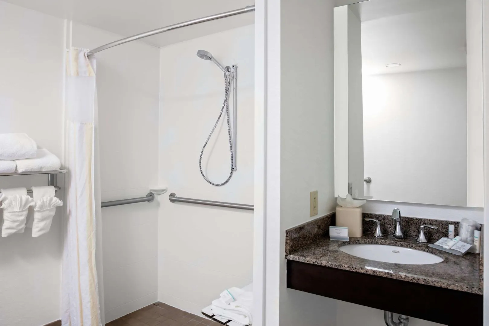 Photo - Hilton Garden Inn Atlanta Perimeter Center