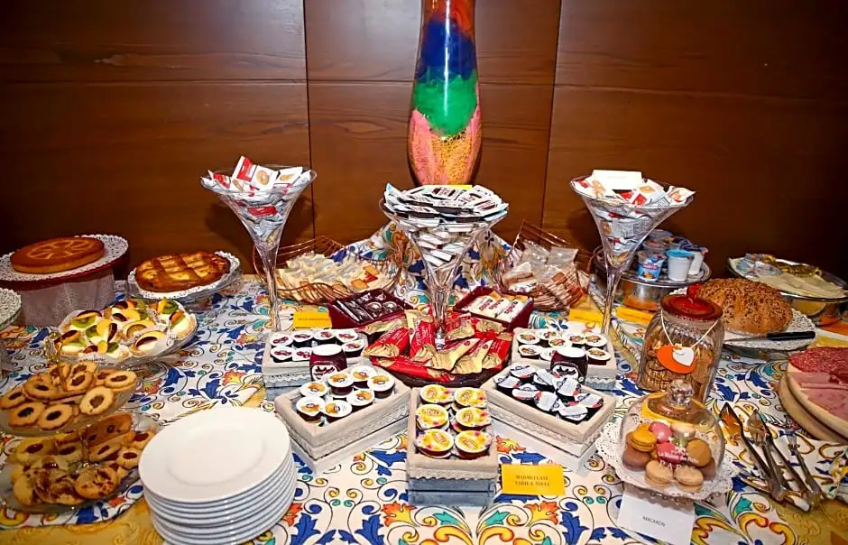 Photo - HR Hotel