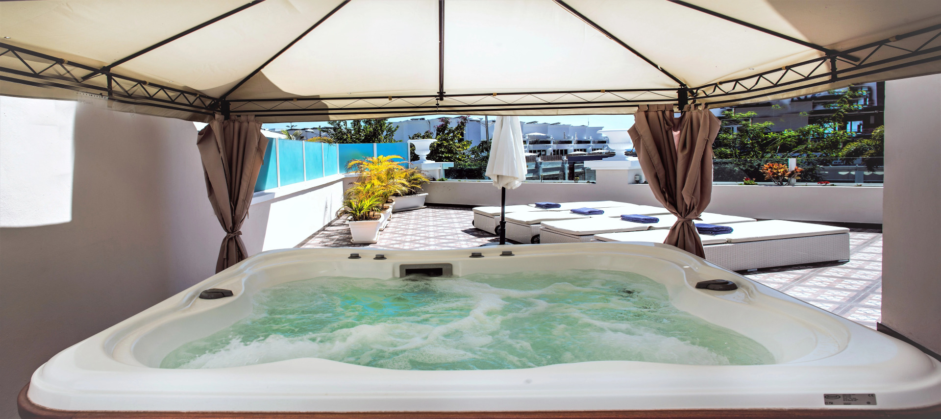 Photo - Flamingo Suites Boutique Hotel