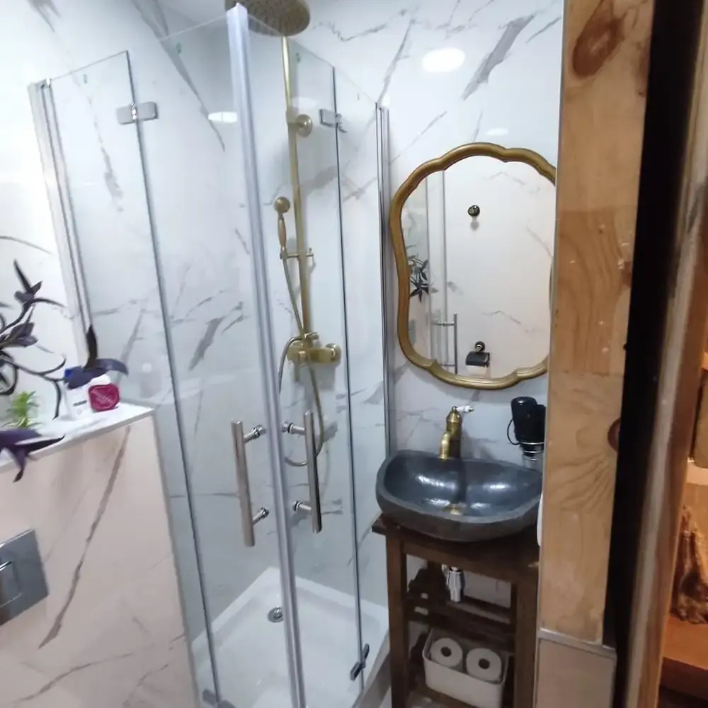 Photo - Private rooms