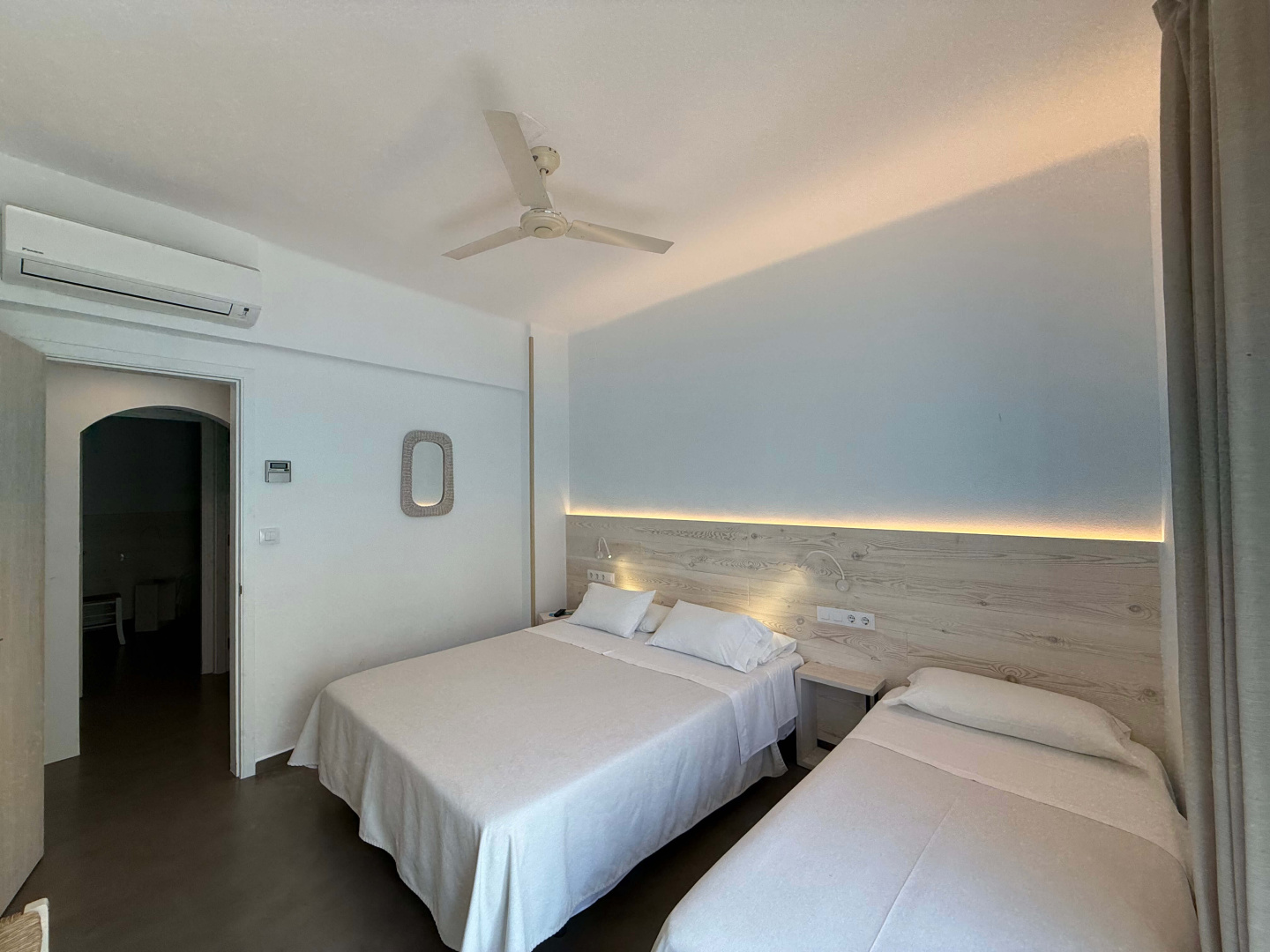 Photo - Hostal ROM Familiar