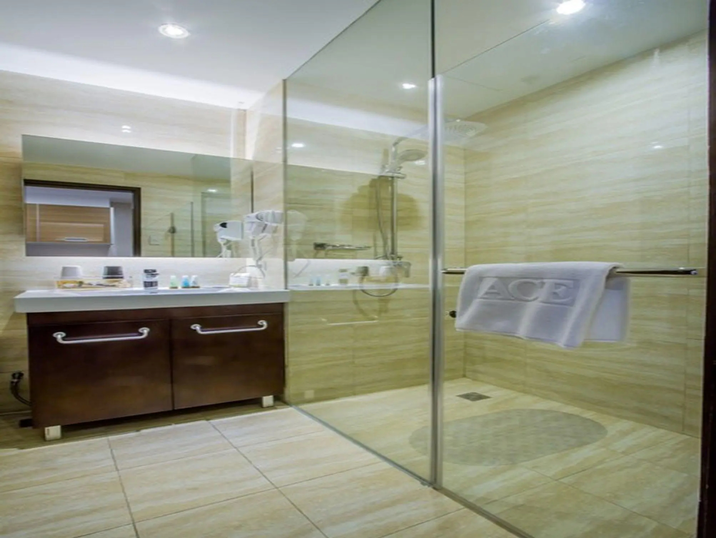 Foto - ACE Hotel and Suites