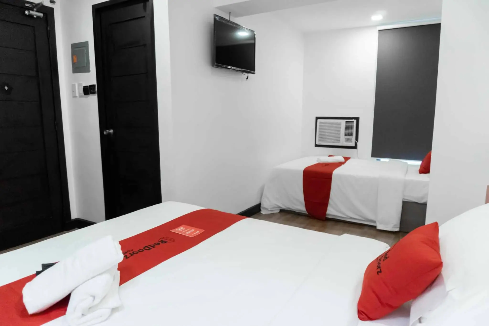 Foto - RedDoorz Plus at MM Hotel Las Pinas former RedDoorz Plus Near Bamboo Organ