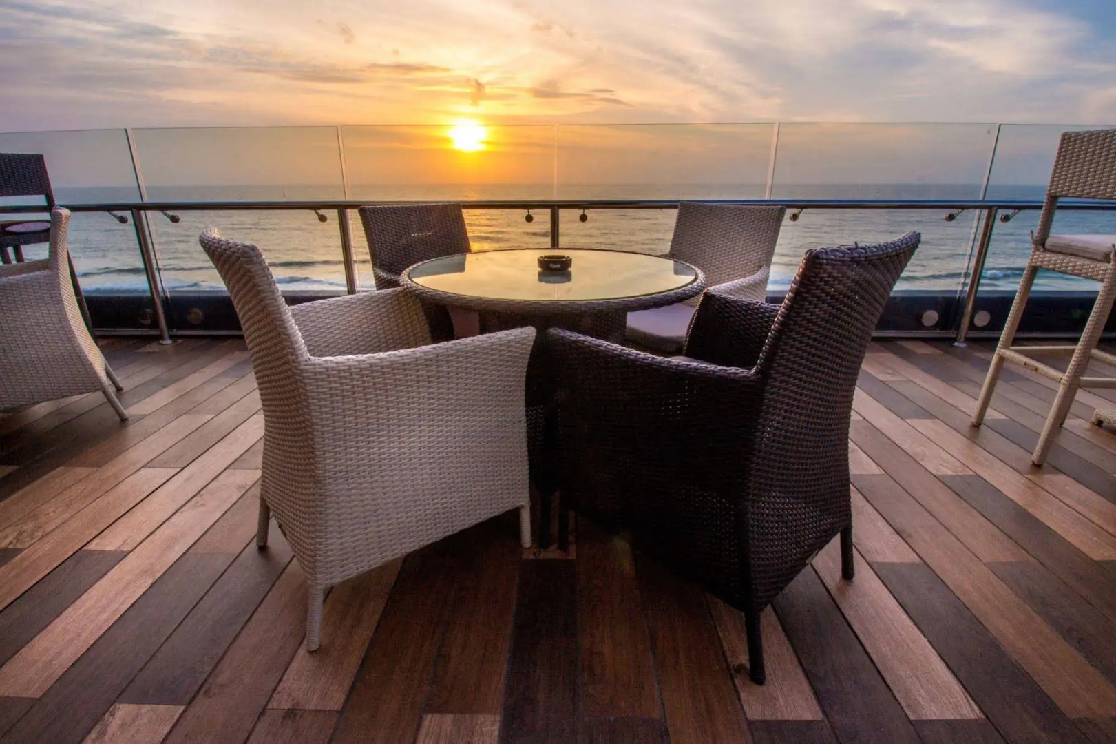 Photo - The Ocean Colombo - Guaranteed Sea View Rooms