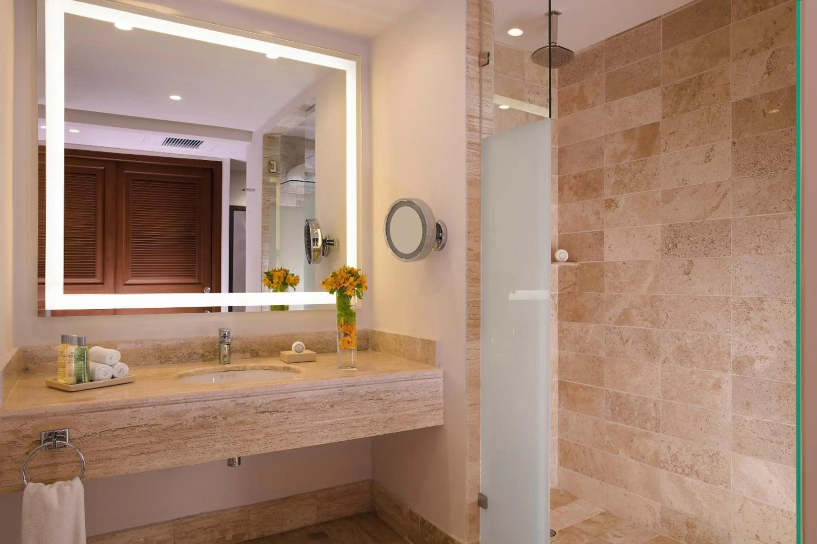 Photo - Dreams Sapphire Resort & Spa