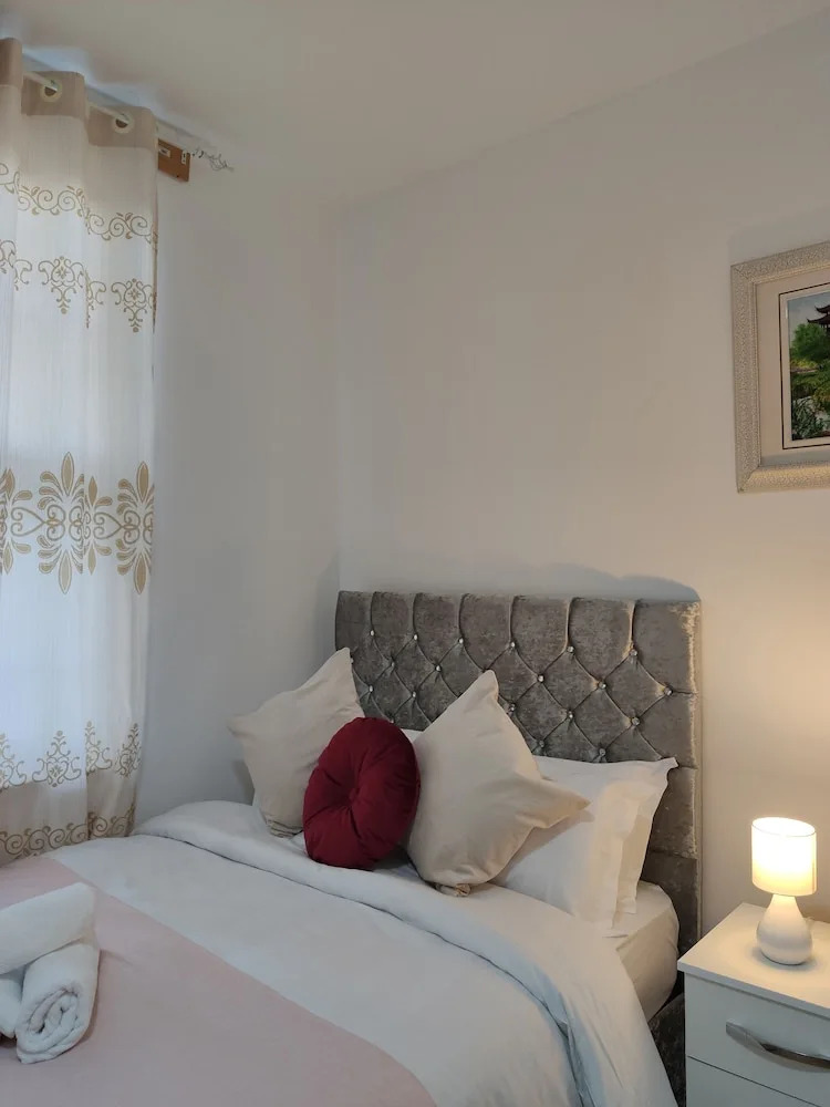 Photo - Tower Bridge Roomzzzz BnB