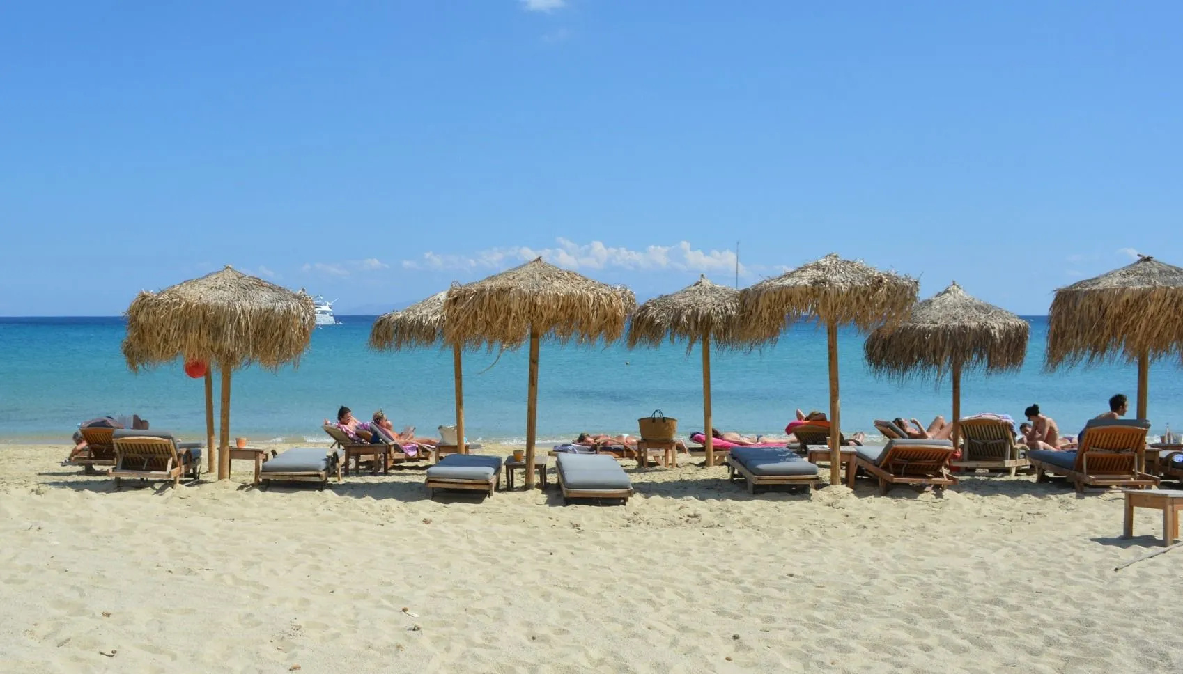 Foto - Manu Mykonos Exclusive Villa Luxury Beachside Stay with Private Pool by Quality Brand Villas
