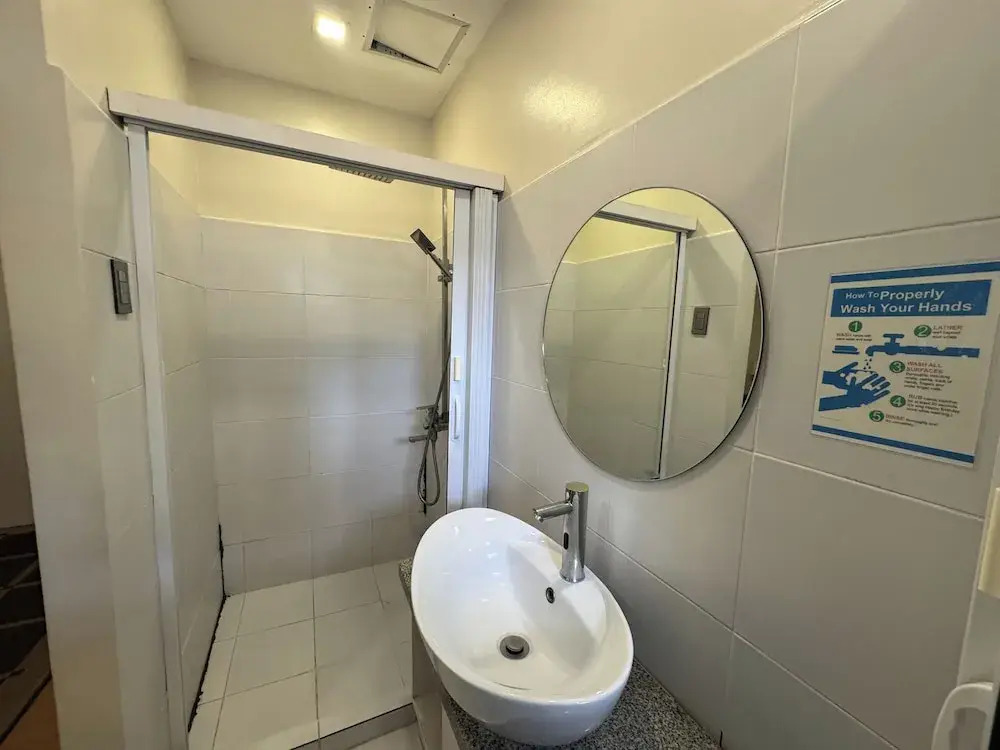 Photo - The Circuit Manor Hotel near Ayala Malls Circuit