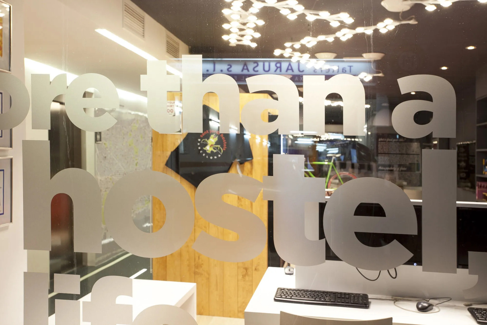 Foto - Sant Jordi Hostels Gracia