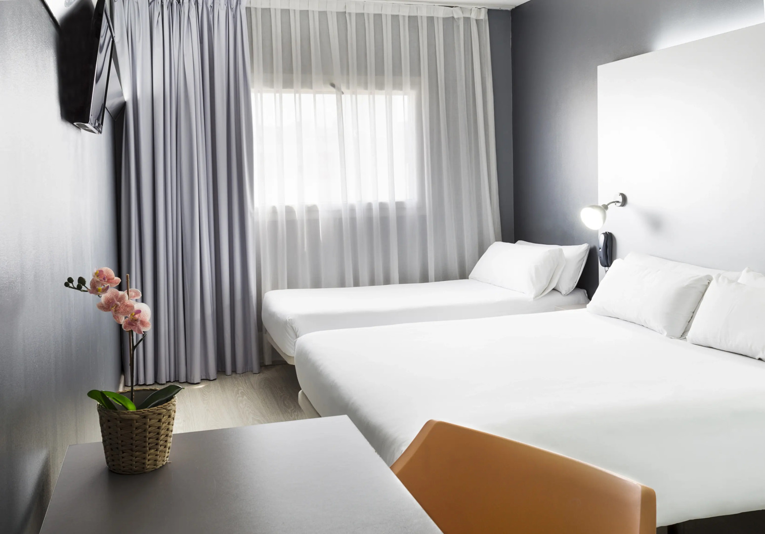 Photo - B&B HOTEL Barcelona Mollet