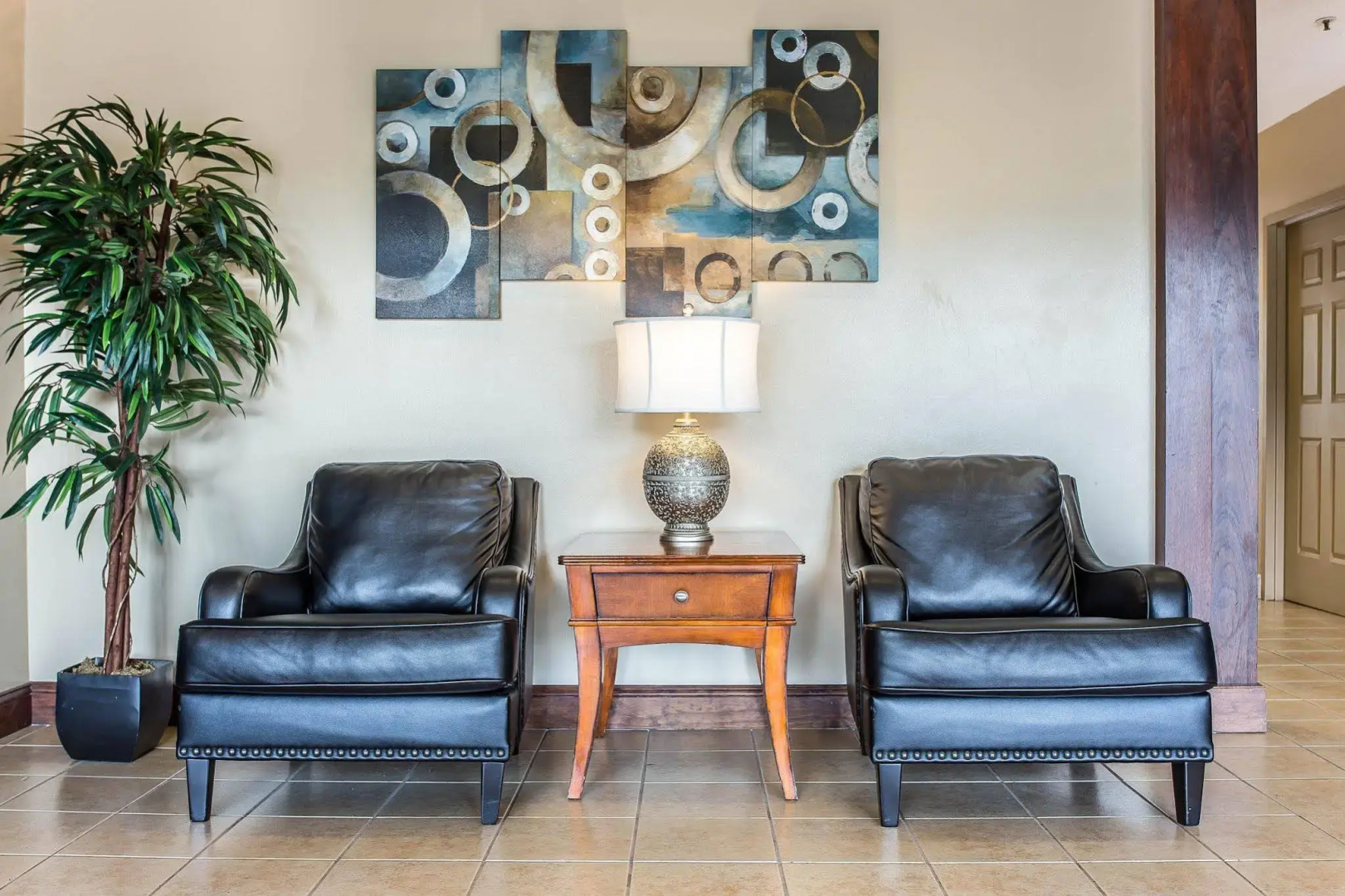 Photo - Suburban Studios near University of North Carolina-Charlotte