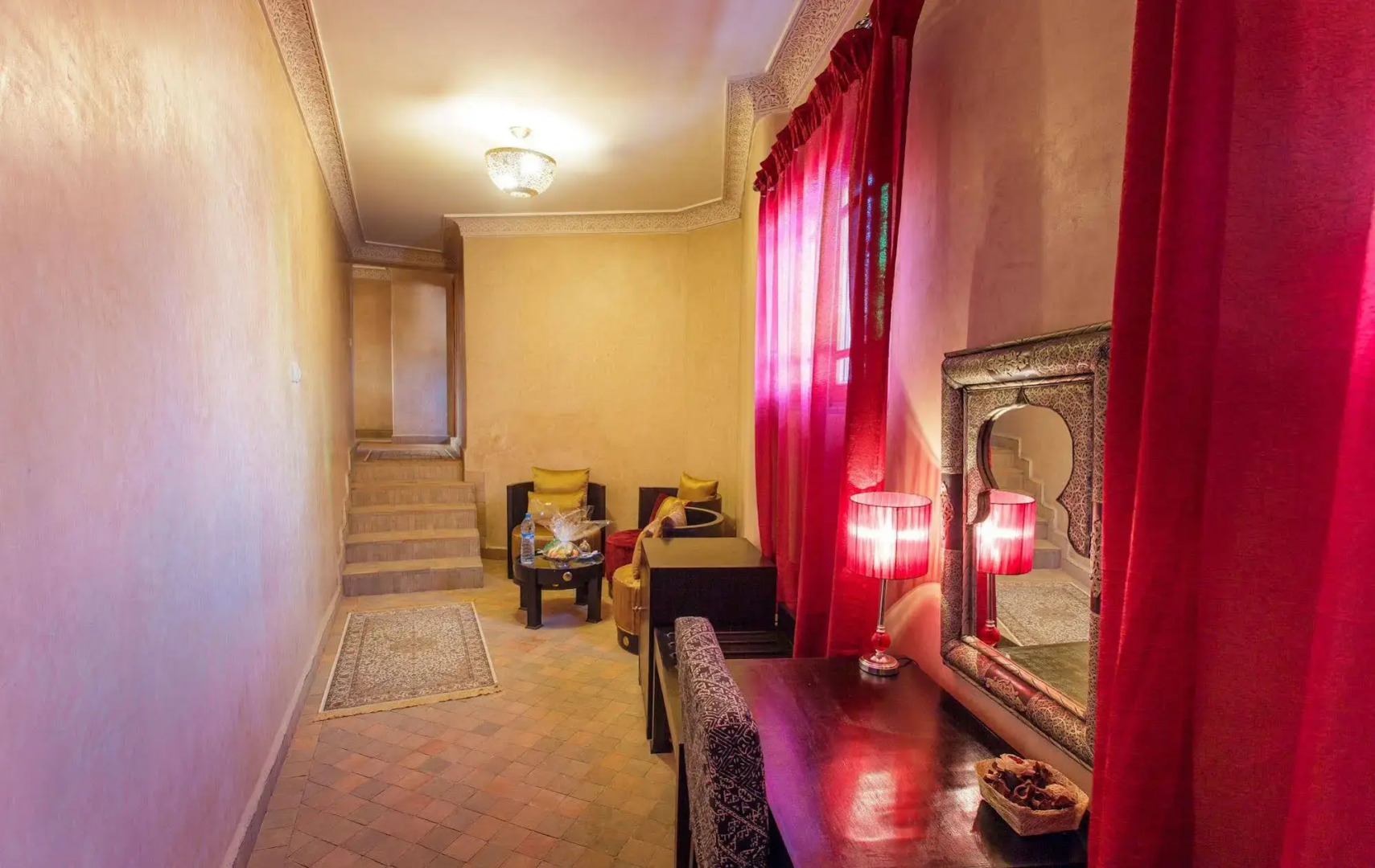 Photo - Riad Andalib