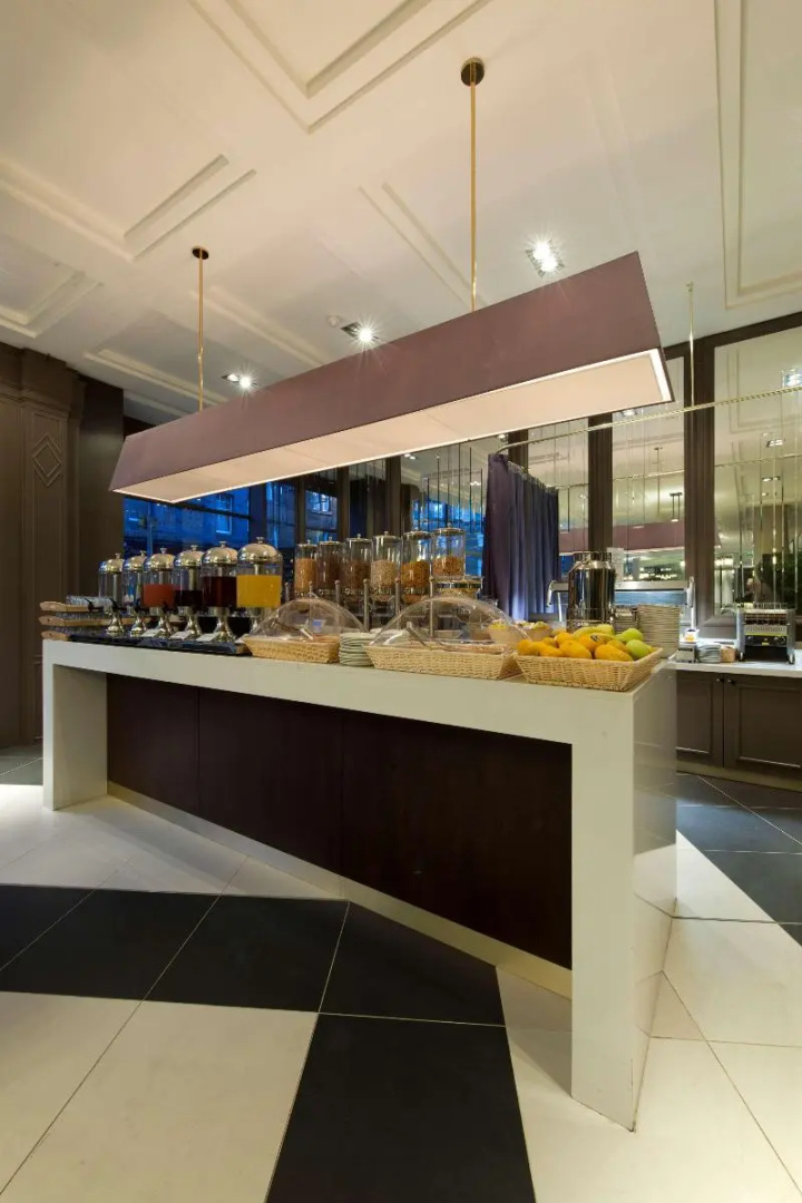 Photo - DoubleTree by Hilton Edinburgh City Centre
