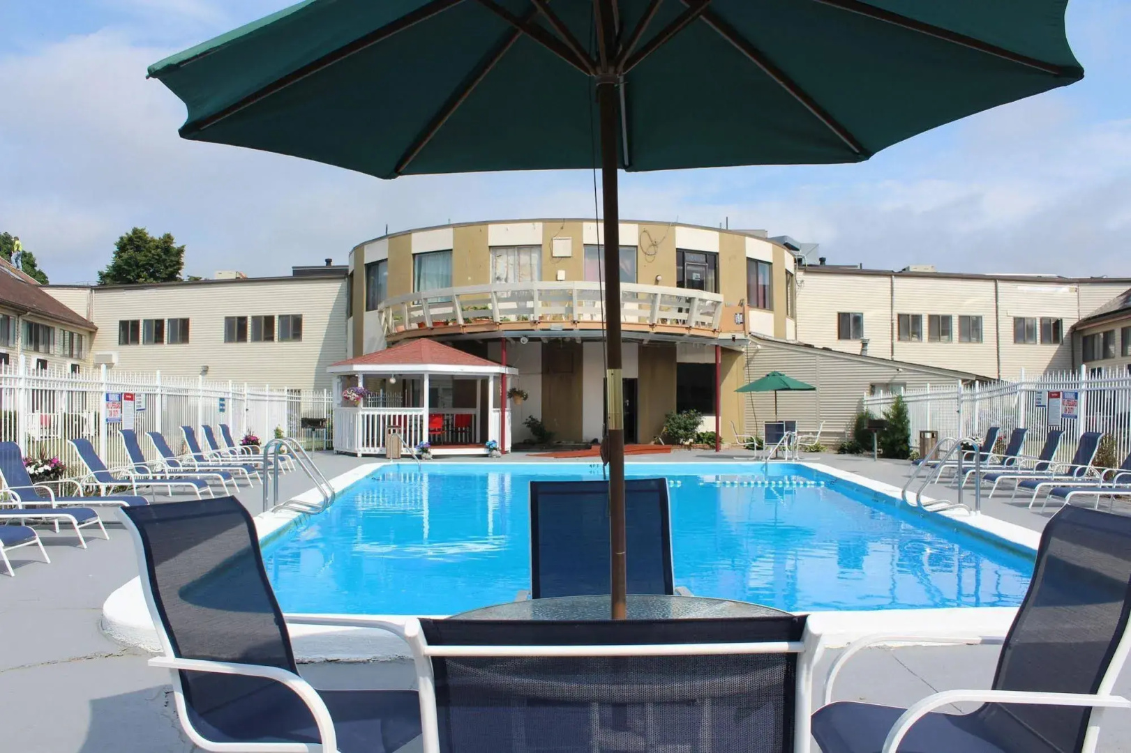 Foto - Admiralty Inn & Suites - a Red Collection Hotel