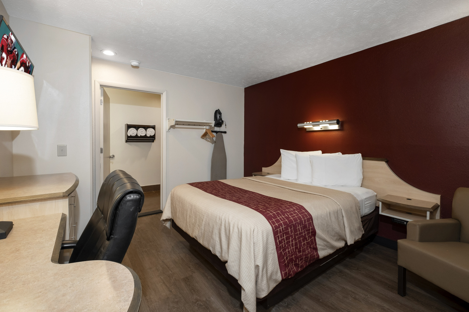 Photo - Red Roof Inn Indianapolis - Greenwood