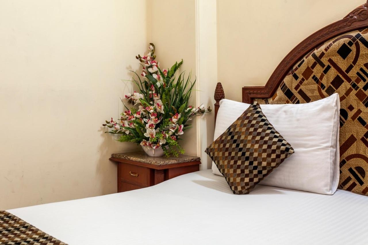 Photo - Hotel Sunstar Residency