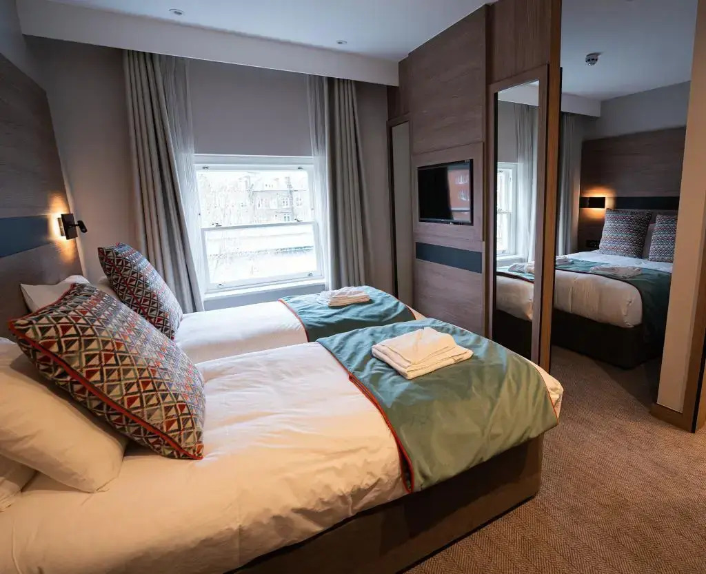 Photo - Merit Kensington Hotel